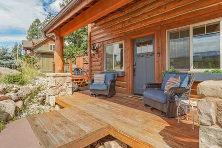 Cabin~Views~Heart Of Town~W&D~Fireplace~Kitchen Woodland Park Kültér fotó